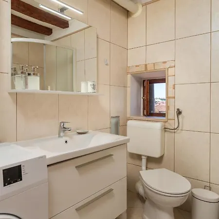 Lucci Apartment *